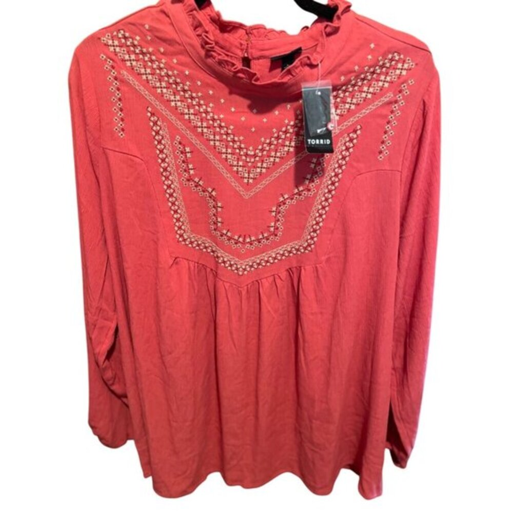 Torrid Women's Embroidered Red‎ Long Sleeve Blouse Size 1 Rayon